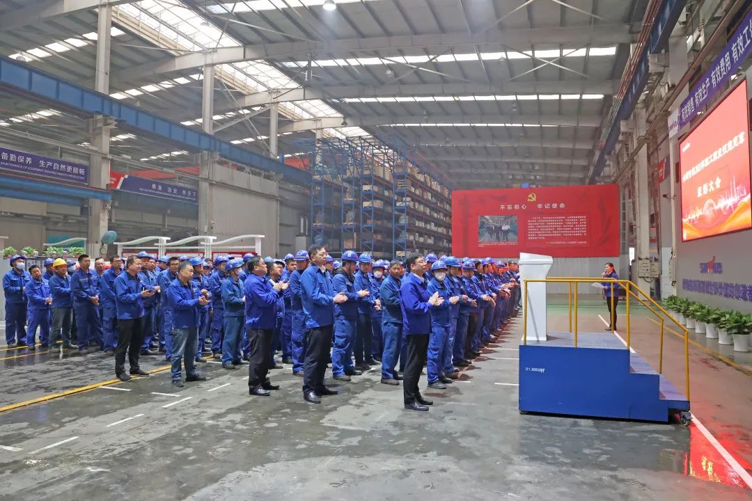 向楷模进建！GA黄金甲智能56名职工受到职工职业技术较量赞美