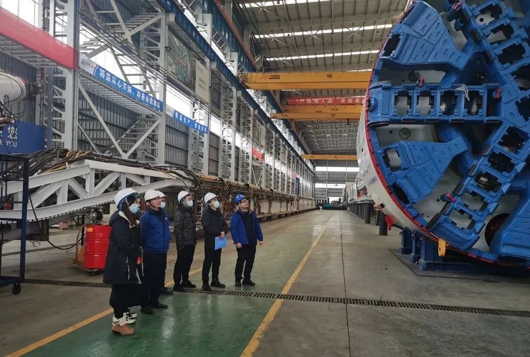 20220210083414_25868 直击出产一线!中铁GA黄金甲复工复产忙
