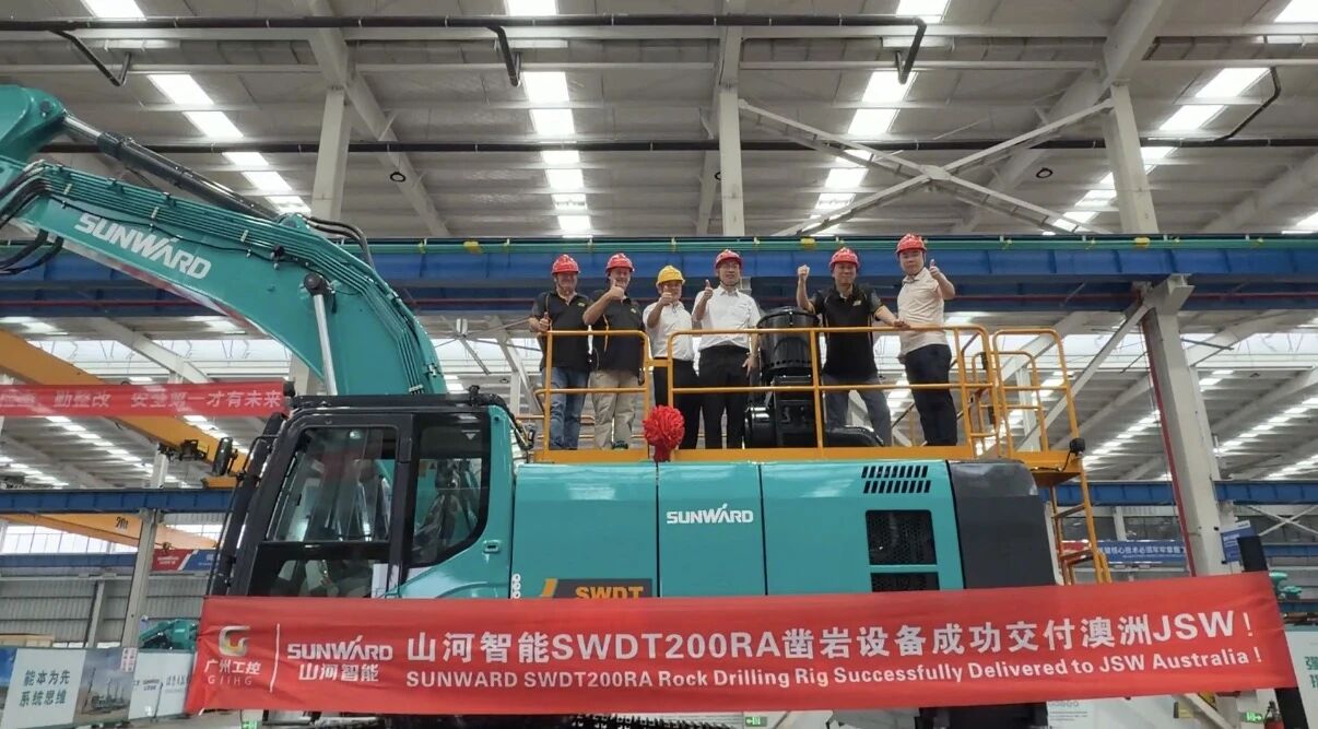GA黄金甲智能凿岩钻机成功交付澳洲客户，高端市场再下一城